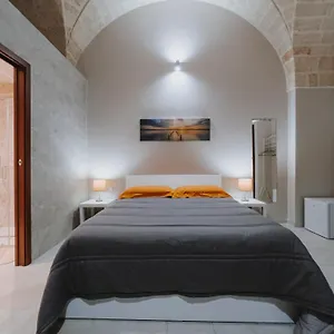 https://civico-9.lecce-hotels.com